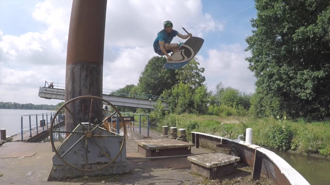 Winching wakeboard