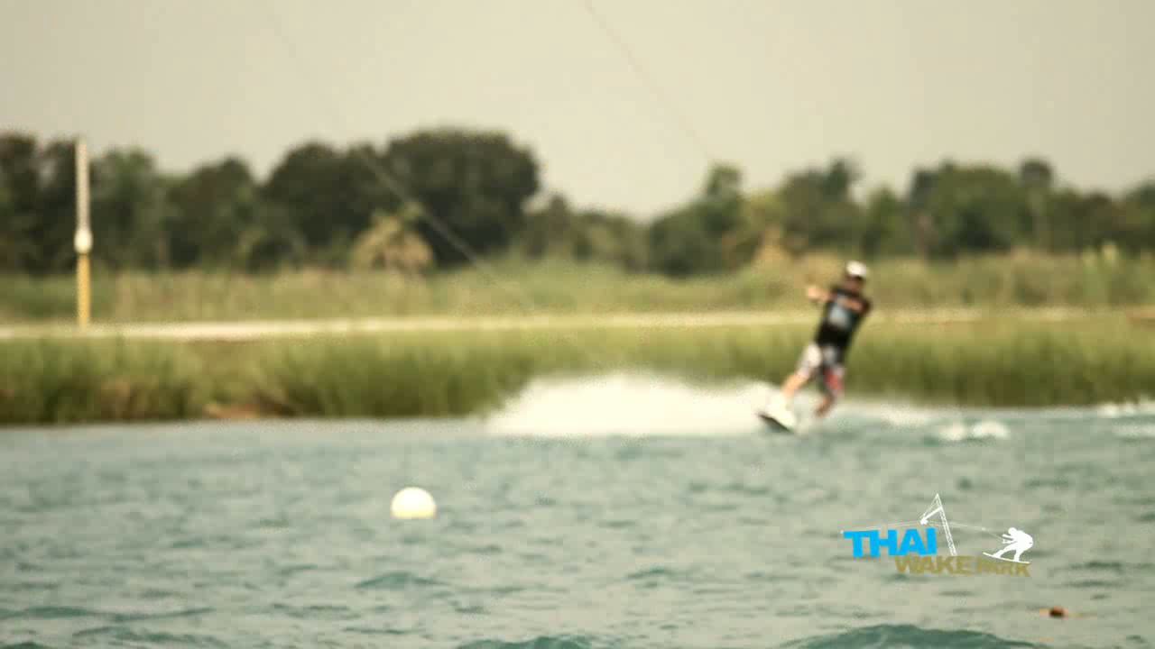 Steffen Vollert compitiendo en Thaiwakepark