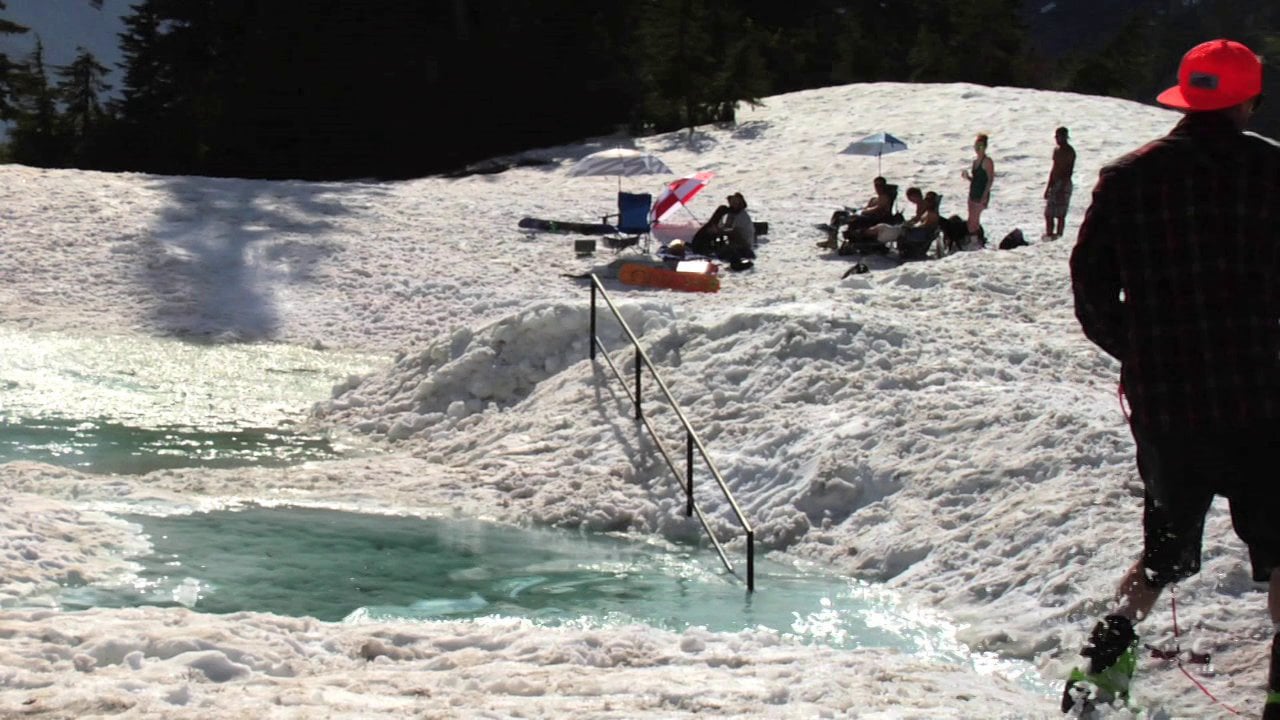 Nick Ennen con su Wake Winch en la nieve